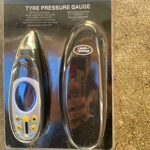 Land Rover tire pressure gauge